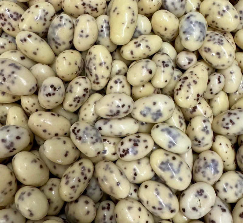 Chocolate Almonds Stracciatella