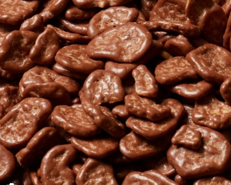Chocolate banana chips