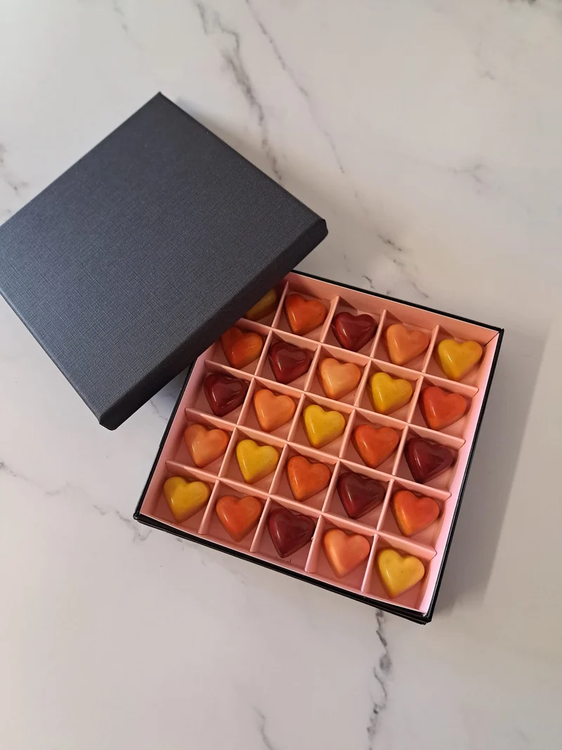 Colourful hartjes doos